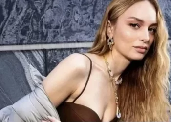 Nilperi Şahinkaya: Aşk bir yere kadar ruhu doyurur