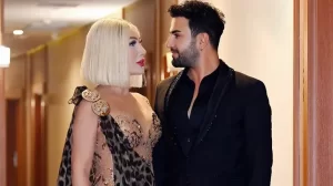 Seda Sayan kuyumcu acilisinda sahne aldi1 habermeydan