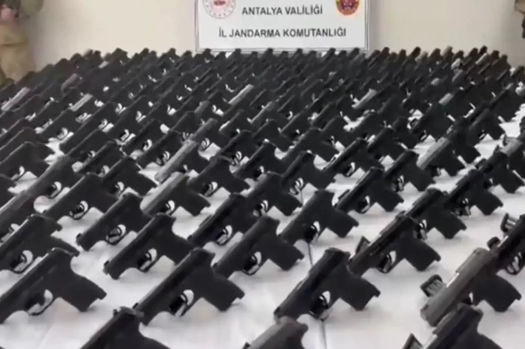 Silah ve Muhimmat Kacakciligi2 habermeydan