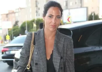 Zehra Çilingiroğlu'na Paris’ten davet geldi Zehra Çilingiroğlu’na Paris’ten davet geldi