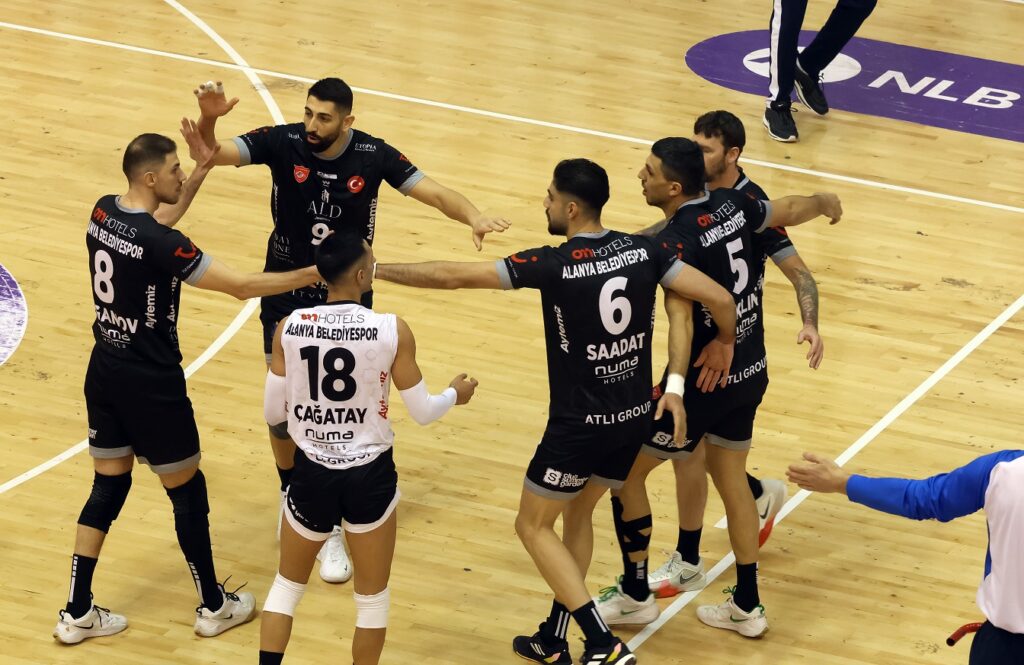 Alanya Belediyespor, CEV Kupası'nda 8'li Finaller Turu'na yükseldi. alanya belediyespor cev kupasinda 8li finaller turuna yukseldi habermeydan