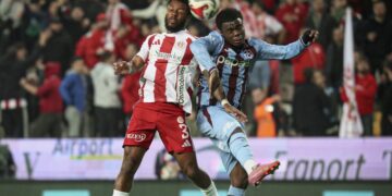 Antalyaspor ile Trabzonspor puanları paylaştı!