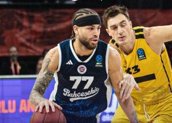 Bahçeşehir Koleji, Aris'i son topta geçti! Bahçeşehir Koleji, Aris’i son topta geçti!