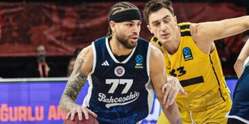 Bahçeşehir Koleji, Aris'i son topta geçti! Bahçeşehir Koleji, Aris’i son topta geçti!