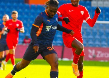 Başakşehir, kupada Boluspor'u 2 golle geçti! Başakşehir, kupada Boluspor’u 2 golle geçti!