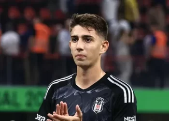 Beşiktaş, Demir Ege Tıknaz ayrılığını açıkladı!