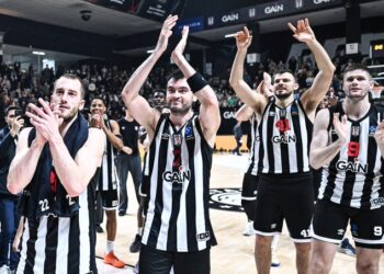 Beşiktaş GAİN, Buducnost’u 22 sayı farkla yendi!