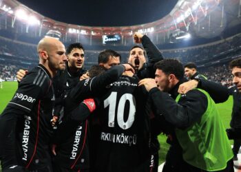 Beşiktaş, geriden gelerek kazandı! Beşiktaş, geriden gelerek kazandı!
