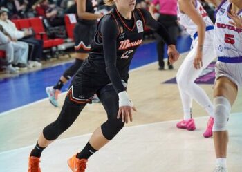 ÇBK Mersin, Botaş’ı geçip kupada yarı finale yükseldi!