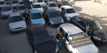 İkinci el araç alacaklara uyarı: Change araç vurgunu çökertildi İkinci el araç alacaklara uyarı: Change araç vurgunu çökertildi