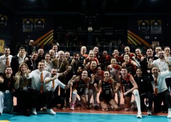 Eczacıbaşı Dynavit, VakıfBank’ı deplasmanda devirdi!