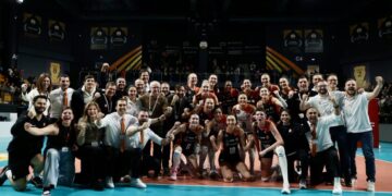 Eczacıbaşı Dynavit, VakıfBank’ı deplasmanda devirdi!