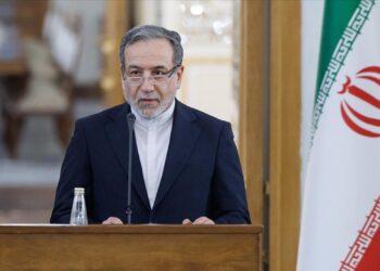 İran Dışişleri Bakanı Erakçi açıkladı: Savaşa da müzakereye de hazırız İran Dışişleri Bakanı Erakçi açıkladı: Savaşa da müzakereye de hazırız