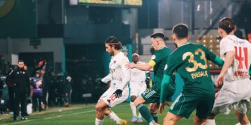 Erokspor-Vanspor maçında kazanan yok!