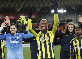 Fenerbahçe, Alanya’dan 3 puanla dönüyor!