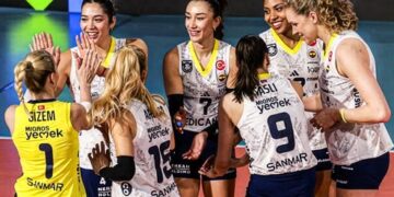 Fenerbahçe, Benfica’ya deplasmanda set vermedi!