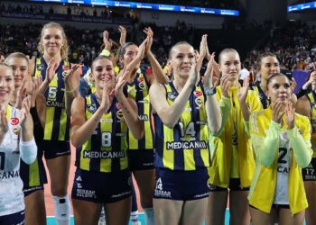 Fenerbahçe Medicana, Polonya'dan galibiyetle dönüyor! Fenerbahçe Medicana, Polonya’dan galibiyetle dönüyor!