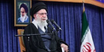 İran lideri Ali Hamaney: Protestocuların ekonomik talepleri haklı İran lideri Ali Hamaney: Protestocuların ekonomik talepleri haklı