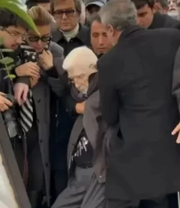 izzet gunay sevenlerini cenaze toreninde korkuttu2 habermeydan