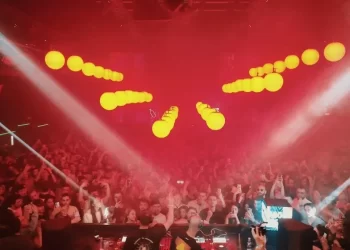 Ayşe Tarım kimdir? Ne iş yapıyor, Klein Phönix ile bağlantısı ne?