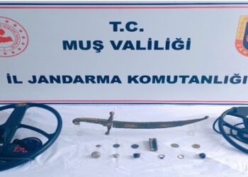 Muş'ta, düzenlenen operasyonda tarihi eser ele geçirildi! Muş’ta, düzenlenen operasyonda tarihi eser ele geçirildi!