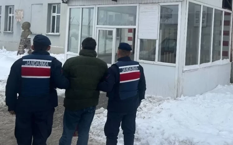 musta uyusturucudan hapis cezasi olan hukumlu yakalandi habermeydan e1767630303639