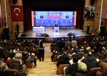 Sinop'ta, 947 konutun hak sahipleri kurayla belli oldu! Sinop’ta, 947 konutun hak sahipleri kurayla belli oldu!