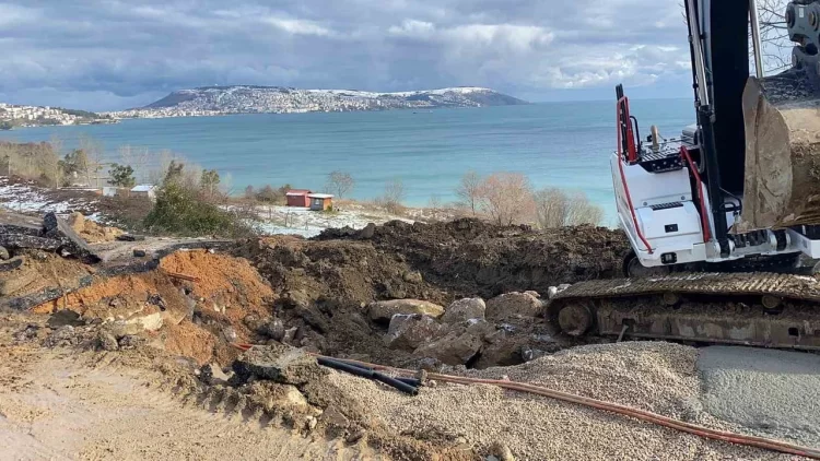 sinopta heyelan sonrasi onarim calismalari basladi habermeydan