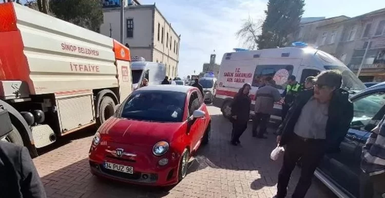 sinopta otomobilin carptigi yaya hastaneye kaldirildi habermeydan e1769615578509