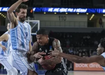 Türk Telekom, London Lions’u farklı geçti!