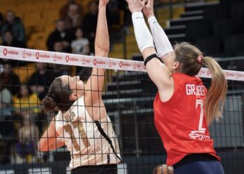 VakıfBank, Aydın Büyükşehir Belediyespor’a set vermedi!