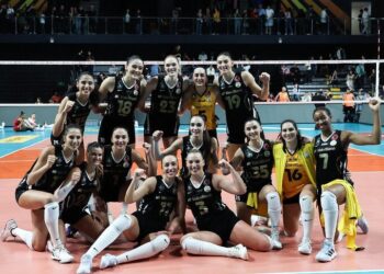 VakıfBank, Galatasaray’a set vermedi!