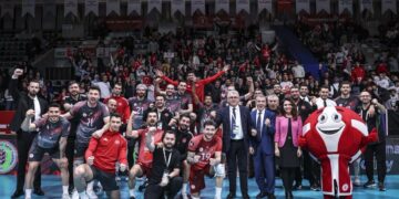 Ziraat Bankkart, CEV Şampiyonlar Ligi'nde 4'te 4 yaptı! Ziraat Bankkart, CEV Şampiyonlar Ligi’nde 4’te 4 yaptı!