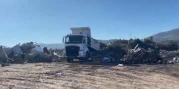 Bakanlıkta Buca Ve Foça Belediyelerine Ceza!