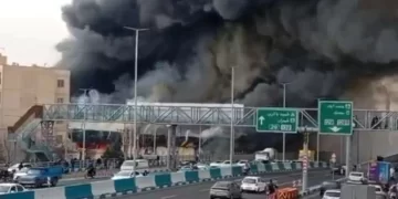 İran'ın başkenti Tahran'da büyük yangın! İran’ın başkenti Tahran’da büyük yangın!