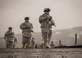 Jandarma Komandolardan Kış Tatbikatı