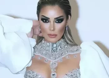 Petek Dinçöz imaj değiştirdi