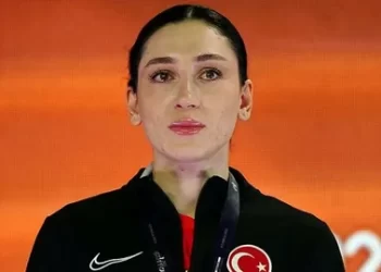 Tuğba Danışmaz kimdir? Kaç yaşında, nereli? Tuğba Danışmaz kimdir? Kaç yaşında, nereli?