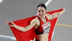 Tugba Danismaz kimdir1 habermeydan