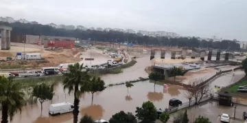 Antalya’da kuvvetli yağış etkili oldu: 6 ilçede hasar oluştu