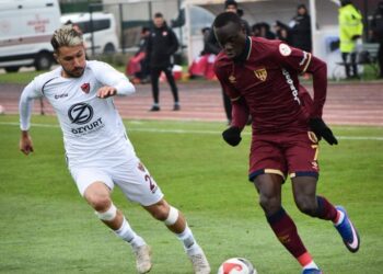 Bandırmaspor, Hatayspor önünde 3 puanı 4 golle aldı!