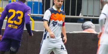 Başakşehir, Eyüpspor deplasmanında 3 puanı 2 golle aldı!