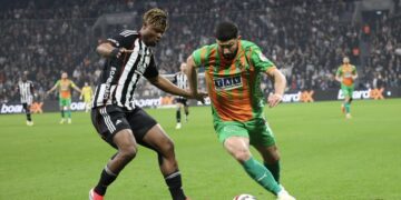 Beşiktaş ile Alanyaspor yenişemedi!