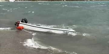 Bodrum’da fırtına deniz ulaşımını vurdu Bodrum’da fırtına deniz ulaşımını vurdu