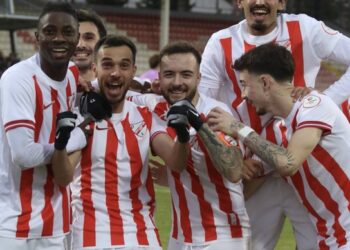 Boluspor, Hatayspor’u 3 golle geçti!