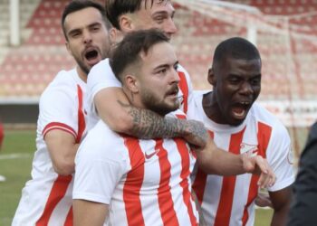 Boluspor, Sakaryaspor’u 2 golle geçti!