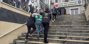 Casperlar suç örgütüne bilgi sızdıran 14 kişi tutuklandı