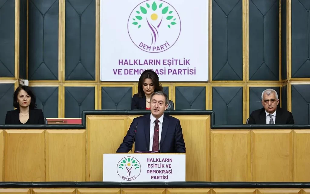 DEM Parti duyurdu: Çok sayıda siyasetçi, sendikacı ve gazeteci gözaltına alındı dem parti habermeydan