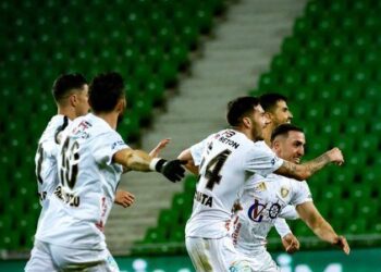 Erzurumspor FK, Sakarya’da 1 attı 3 aldı!