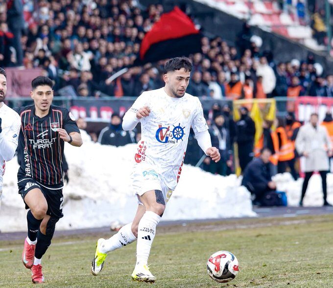 Erzurumspor FK, Vanspor FK deplasmanında 3 puanı 3 golle aldı! erzurumsporfk vansporfk deplasmaninda 3 puani 3 golle aldi habermeydan e1772286299832